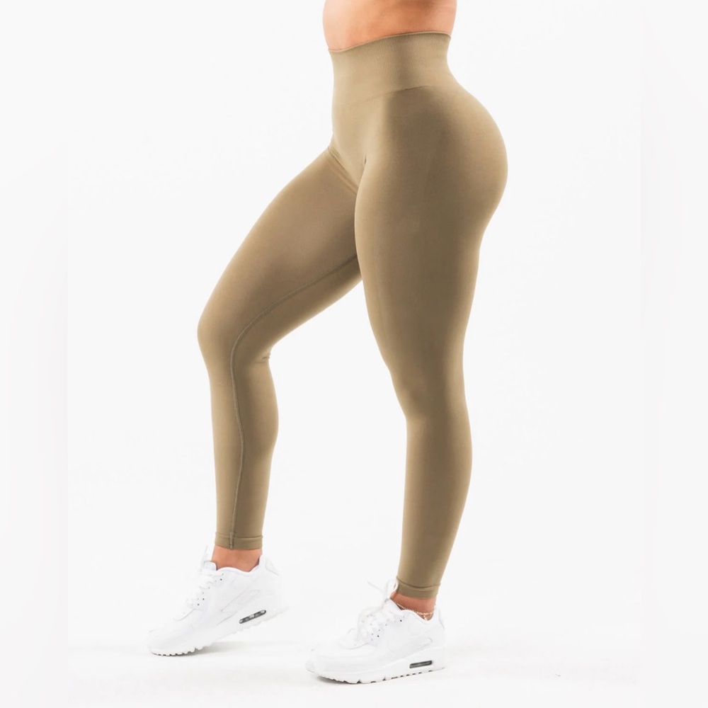 AMPLIFY LEGGING - Picture 4 of 7